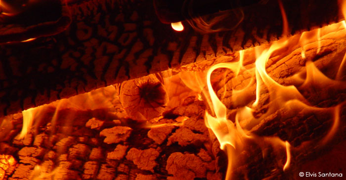 bûche enflammé